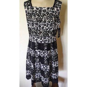NEW KARL LAGERFELD Black White Floral Lace Design Sheath /Sundress